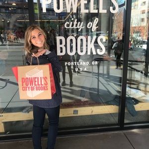 Meet your Posher, Ashley